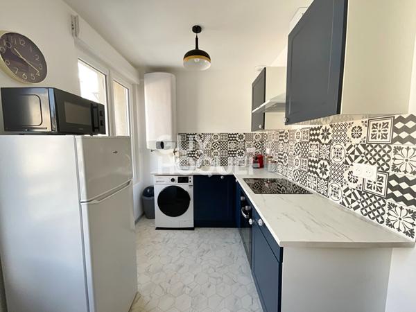Immeuble Périers 8 pièce(s) 156 m2
