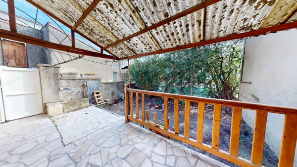 Maison de village avec grande cour proche Carcassonne