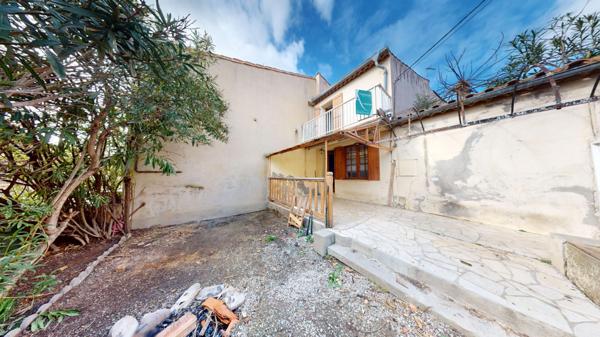 Maison de village avec grande cour proche Carcassonne