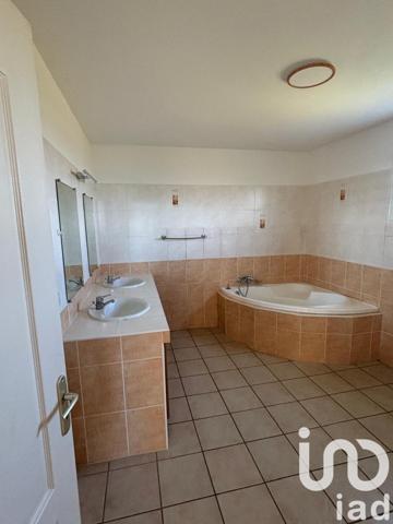 Maison à vendre 5 pièces 140 m² Saint-Pierre