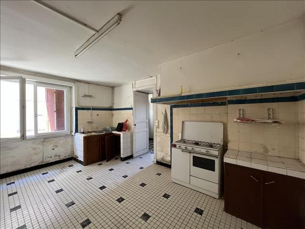 Maison à vendre |  Condom |  5 pièces | 95 m²