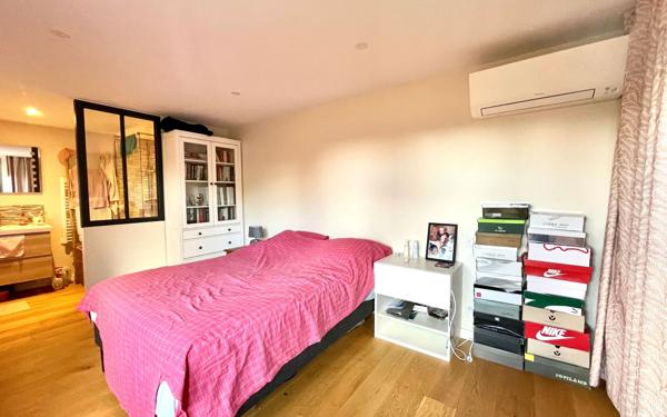 Maison à vendre    7 pièces • 205 m2 Eysines