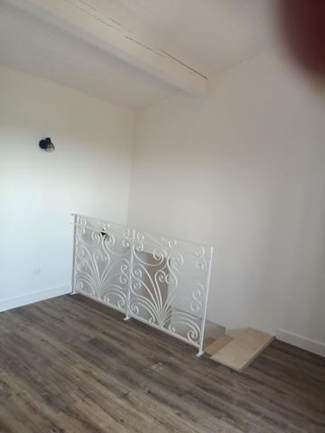 MAISON RENOVEE T3/4 - GRATENTOUR - GARAGE ET JARDIN