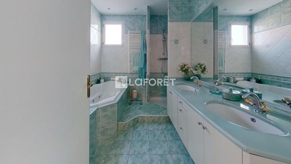 Achat appartement Lyon 08 - 5 pièce(s) - 162 m² - 1 090 000 €