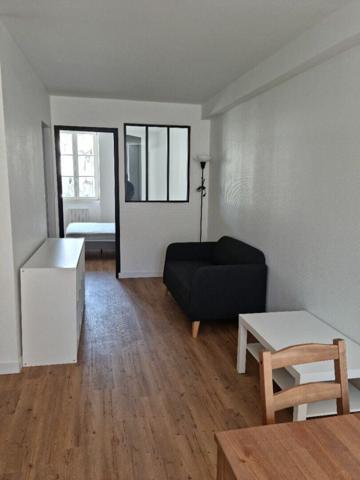 Appartement à louer    4 pièces •  La Charité-sur-Loire