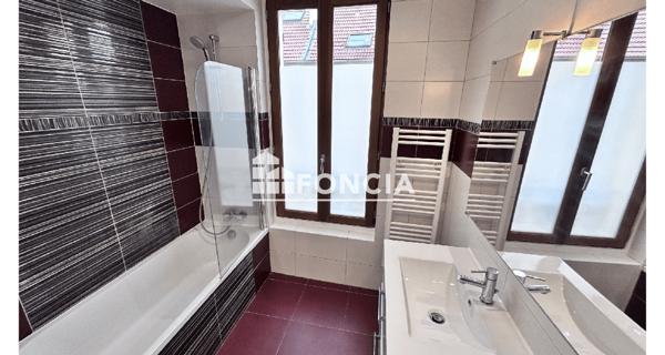 Location Appartement 2 pièces 47.6 m² - Nanterre 92000