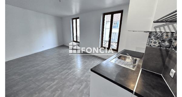 Location Appartement 2 pièces 47.6 m² - Nanterre 92000