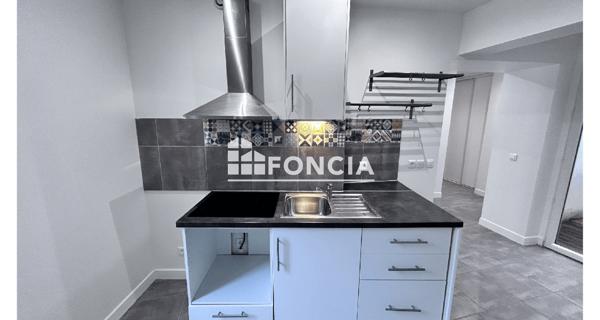 Location Appartement 2 pièces 47.6 m² - Nanterre 92000