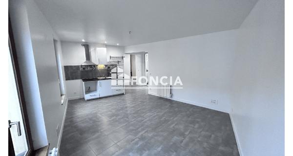 Location Appartement 2 pièces 47.6 m² - Nanterre 92000
