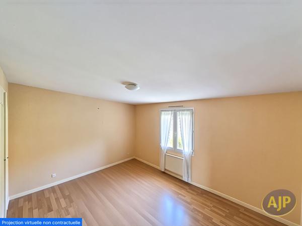 Vente maison Montaigu : 242 000 € - AJP Immobilier Vieillevigne