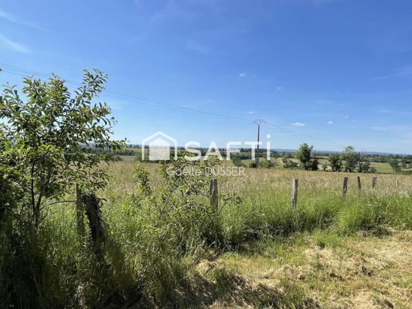 Dépendances en pierres sur un terrain de 4 ha