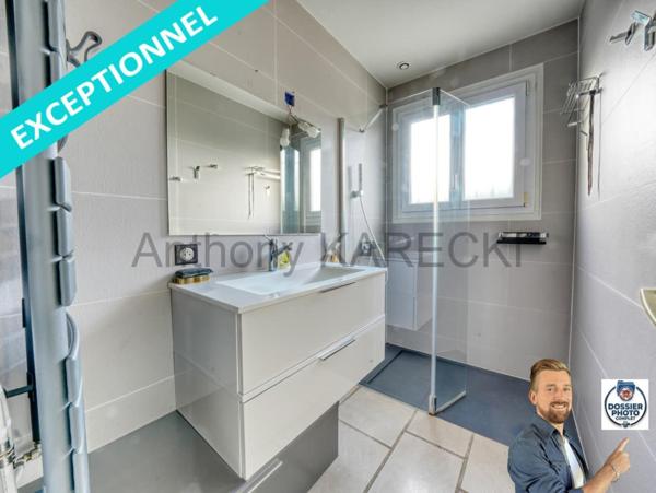 Maison lumineuse avec rénovation de qualité comprenant 4 chambres + 1 bureau