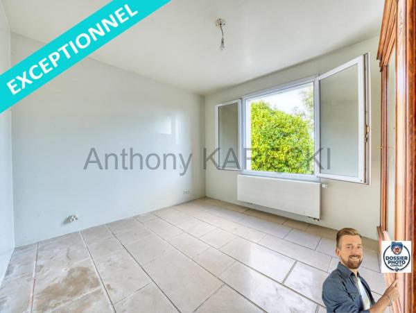 Maison lumineuse avec rénovation de qualité comprenant 4 chambres + 1 bureau