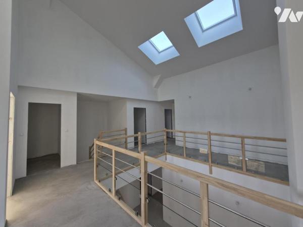 MAISON T6 NEUVE AVEC GARAGE ET JARDIN