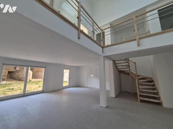 MAISON T6 NEUVE AVEC GARAGE ET JARDIN