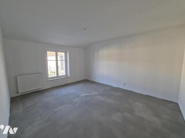 MAISON T6 NEUVE AVEC GARAGE ET JARDIN