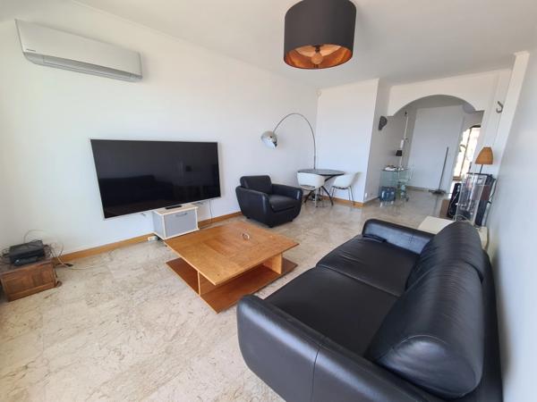 A louer , 3 Pièces meublé, Dernier étage, Vue Mer panoramique, Boulevard Napoléon III, Nice 06200, Alpes Maritimes