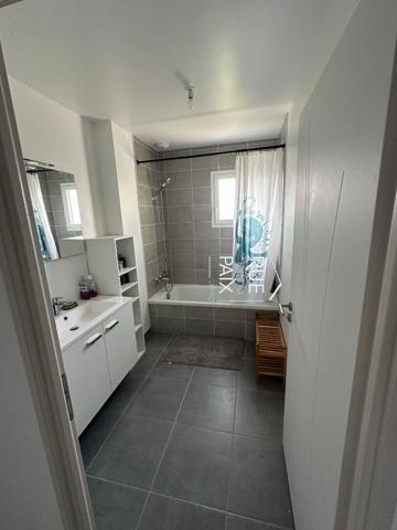 86530 NAINTRE NAINTRE : maison de plain pied 3 chambres 79.89 m2