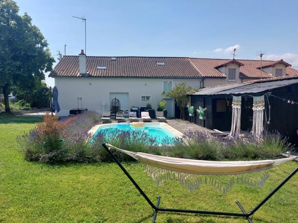 POITIERS OUEST - QUARTIER DU PORTEAU - MAISON ANCIENNE RESTAUREE T 6 Poitiers (86000)