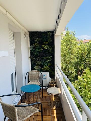 Appartement à vendre 276 000 € Bordeaux 2 p 52,4 m² DPE B