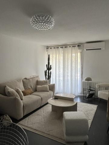 Appartement à vendre 276 000 € Bordeaux 2 p 52,4 m² DPE B