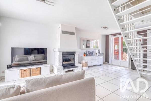 Maison à vendre 6 pièces 128 m² Faremoutiers