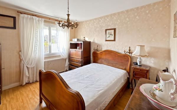 Maison à vendre    3 pièces • 80 m2 Périgueux