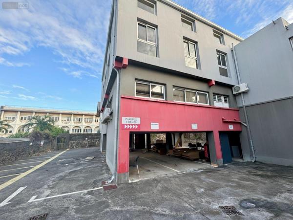 Local commercial à vendre à Saint-Pierre à la Réunion (97410), ref : 97424/41