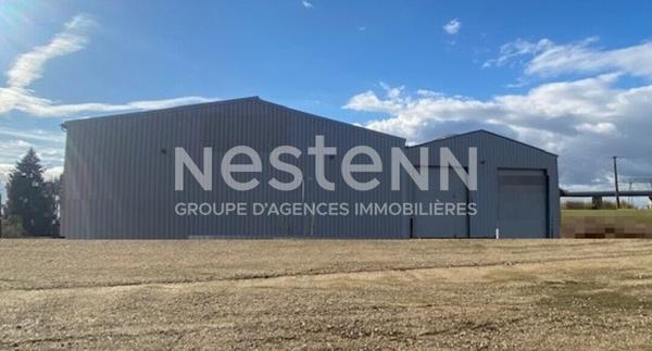 Bâtiment Industriel 1 154 m² avec Foncier 12 000 m² Axe A10 Tours/Blois, panneaux solaire et accès PL44T