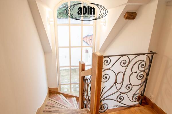 Maison
                                                                                                                                                                                                                                                                                                                        5 pièce(s)                                                                                                                                                                                                          4 chambre(s)                                                                                                                                                                                                          150  m²