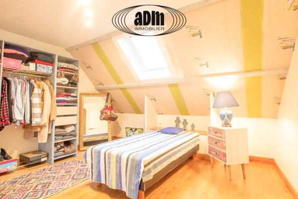 Maison
                                                                                                                                                                                                                                                                                                                        5 pièce(s)                                                                                                                                                                                                          4 chambre(s)                                                                                                                                                                                                          150  m²