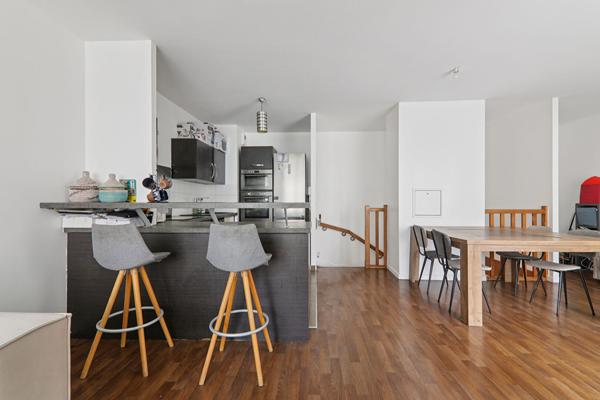 Appartement Nanterre 5 pièce(s) 93.70 m2