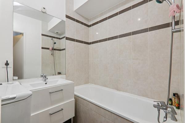 Appartement Nanterre 5 pièce(s) 93.70 m2