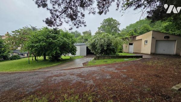DRAIN- Maison de caractère rénovée avec goût – 4 chambres, jardin et dépendances