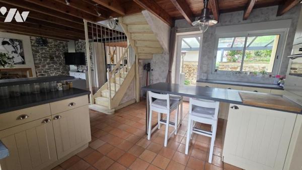 DRAIN- Maison de caractère rénovée avec goût – 4 chambres, jardin et dépendances