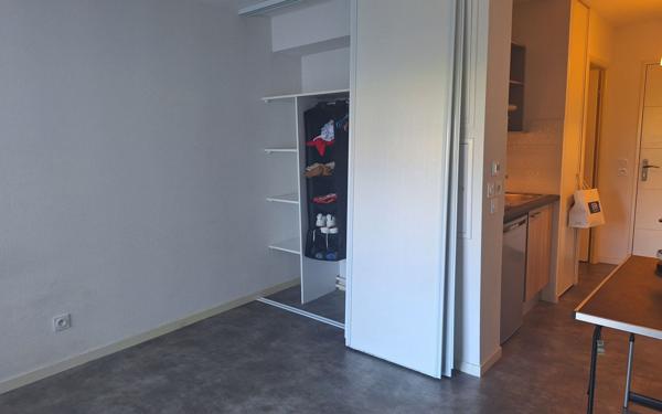 Appartement à louer    1 pièce • 23 m2 Pessac