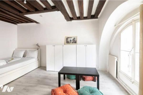 Studio à deux pas de la Place des Vosges
