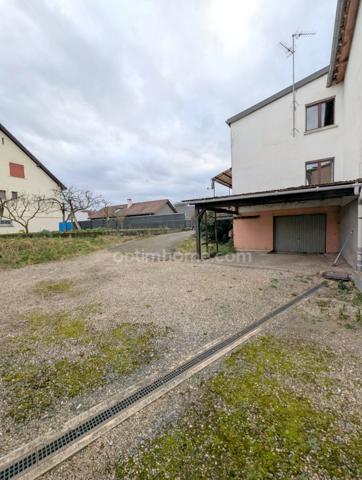 Immeuble de rapport – 3 lots possibles – 180 m² habitables + dépendances – Geispolsheim