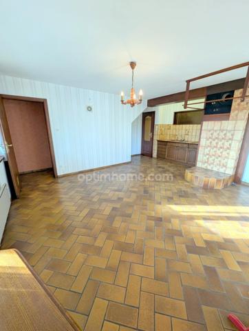 Immeuble de rapport – 3 lots possibles – 180 m² habitables + dépendances – Geispolsheim