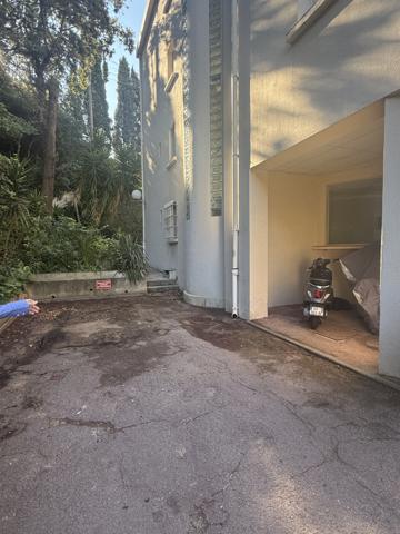 Marseille (13007) Rare sur Roucas Blanc - Vallon de l'Oriol - Type 4 avec rooftop