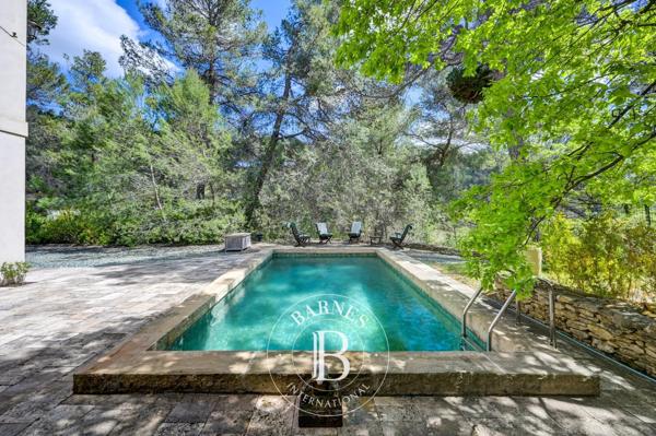 Aix-en-Provence, Maison 4 Chambres -  228 m² à vendre