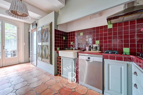 Aix-en-Provence, Maison 4 Chambres -  228 m² à vendre