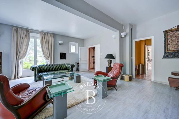 Aix-en-Provence, Maison 4 Chambres -  228 m² à vendre