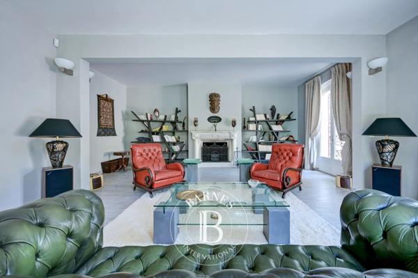 Aix-en-Provence, Maison 4 Chambres -  228 m² à vendre