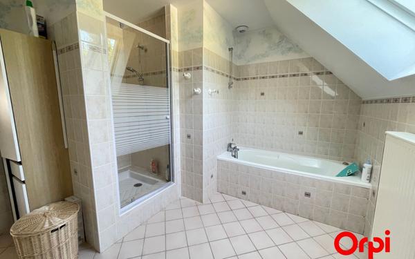 Maison à vendre    8 pièces •  Château-Thierry