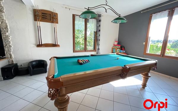 Maison à vendre    8 pièces •  Château-Thierry