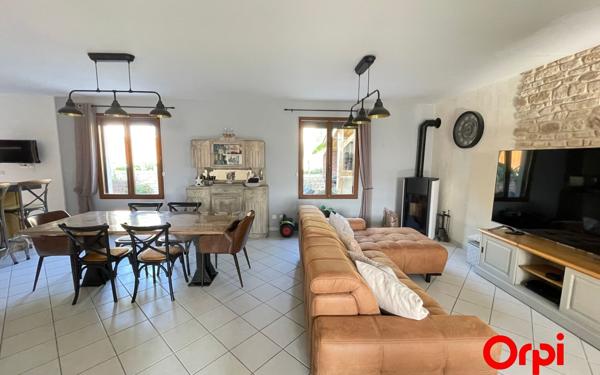 Maison à vendre    8 pièces •  Château-Thierry