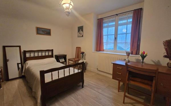 Maison à vendre    5 pièces •  Séné