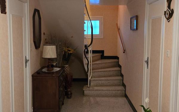 Maison à vendre    5 pièces •  Séné