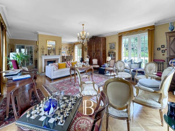 Aix-les-Bains, Maison de ville 5 Chambres -  226 m² à vendre